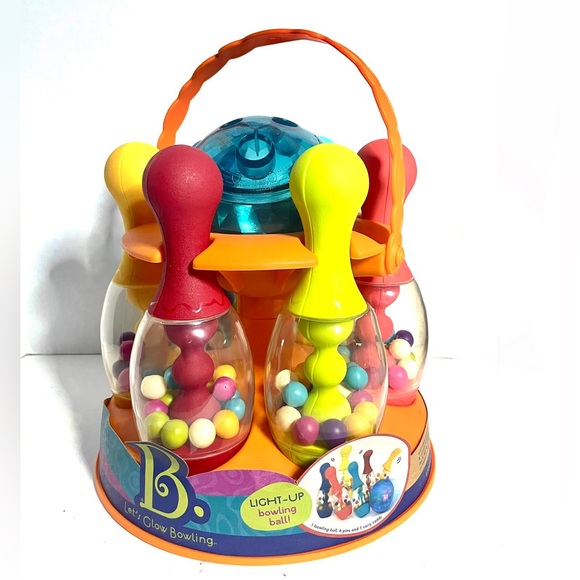 NEW - Kids 2+ Light Up Bowling Set Color changing Flashing Ball & 6 Rattle Pins - Picture 7 of 8